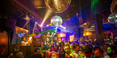 bar gay porto|5 Best Bars in Porto that are LGBTQ+ Inclusive。